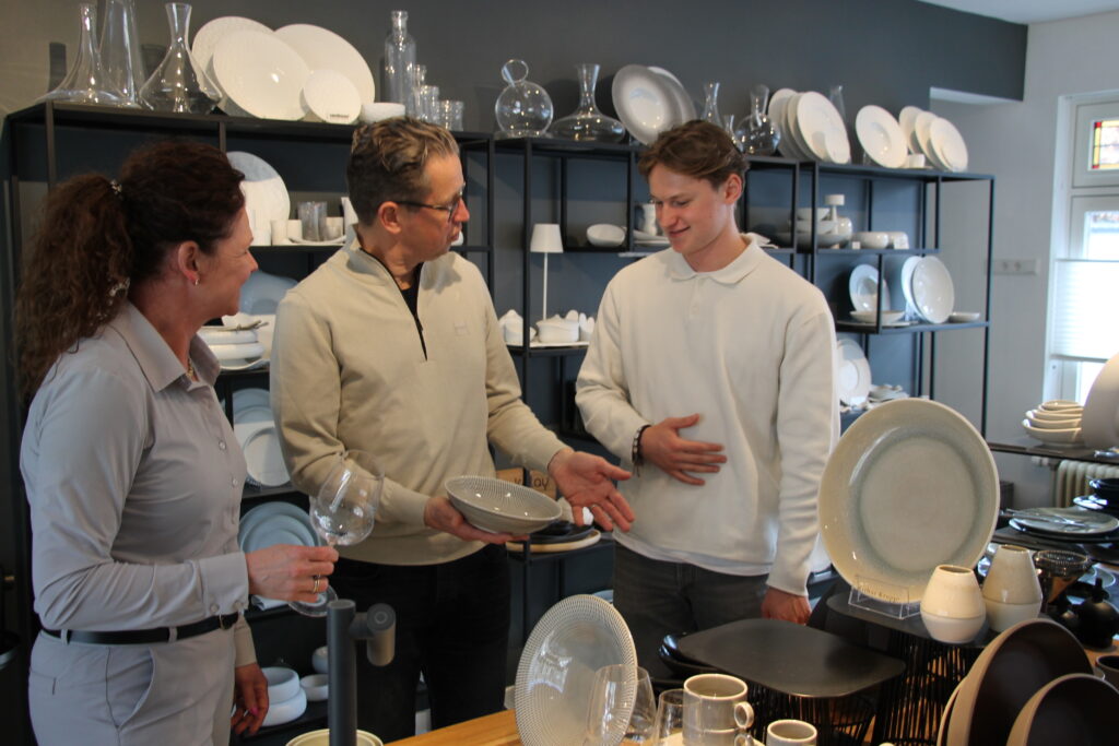 Tweedehands servies